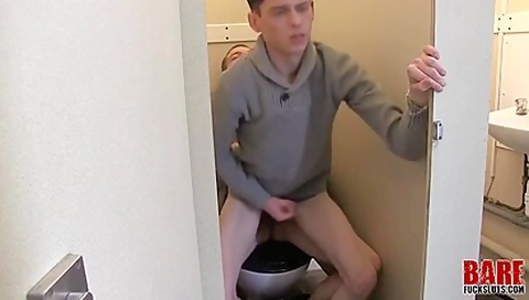 Bfs Barefucksluts Public Bathroom